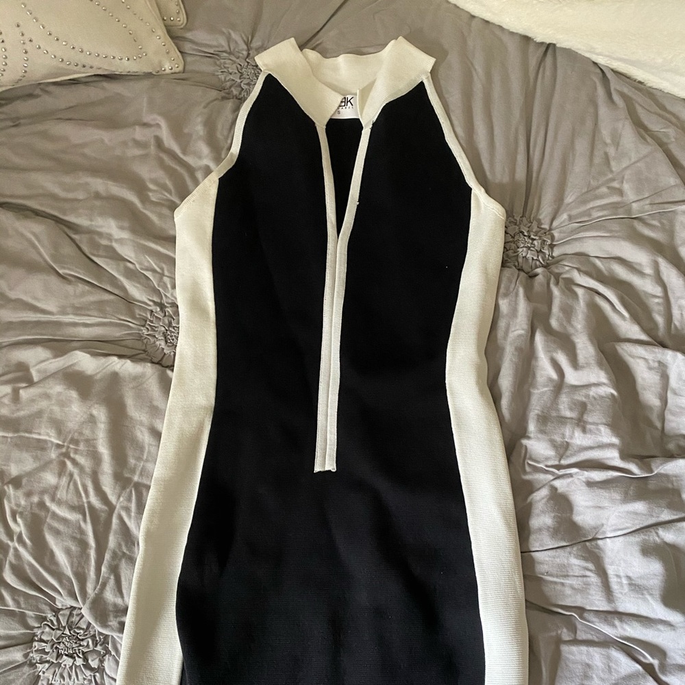 Sleek LF dress in size small